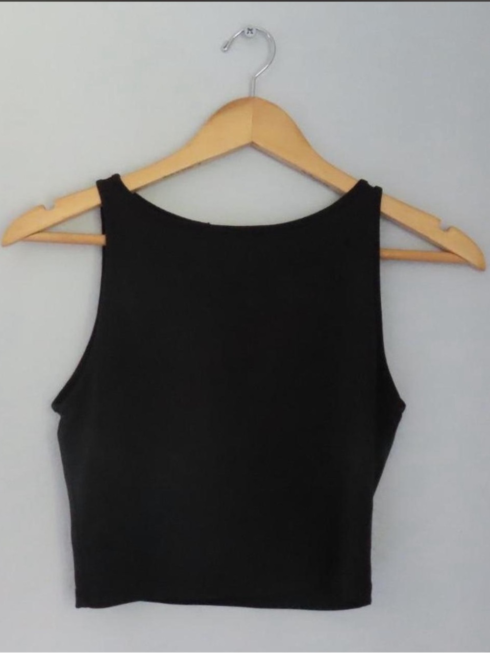 Black Women's Sleeveless Crop Tank Top